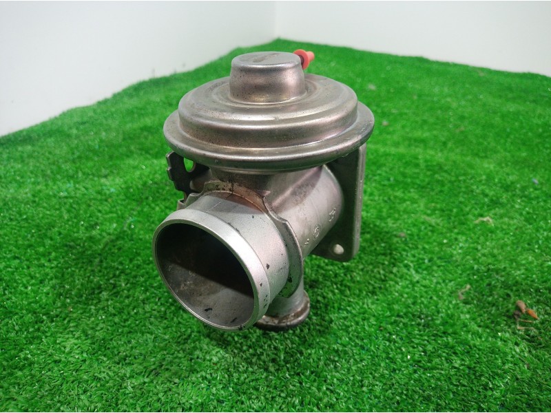 Recambio de valvula egr para bmw serie 3 berlina (e46) 320d referencia OEM IAM 2826400 2826400 2826400
