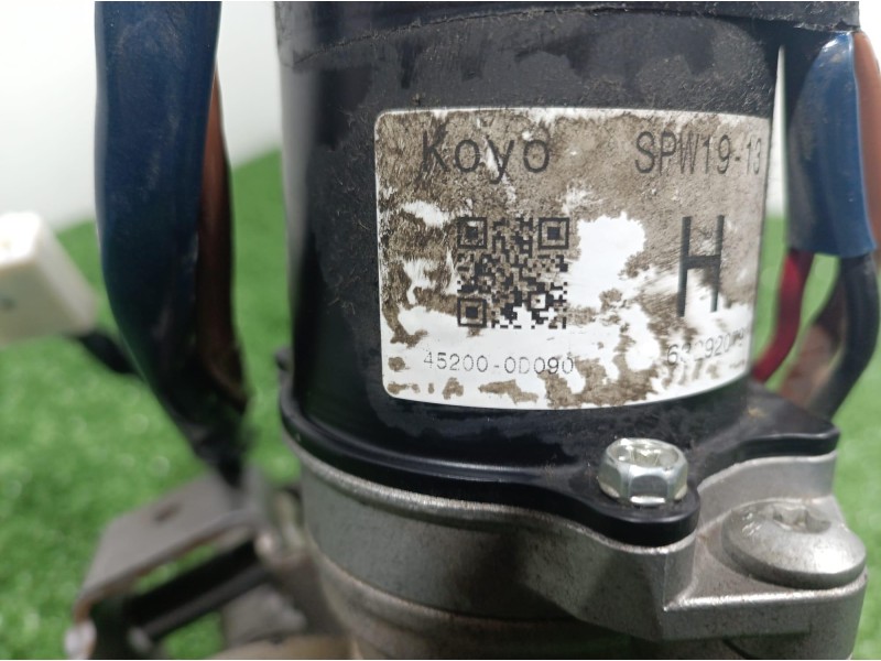 Recambio de columna direccion para toyota yaris (ksp9/scp9/nlp9) básico referencia OEM IAM 452000D090 452000D090 452000D090