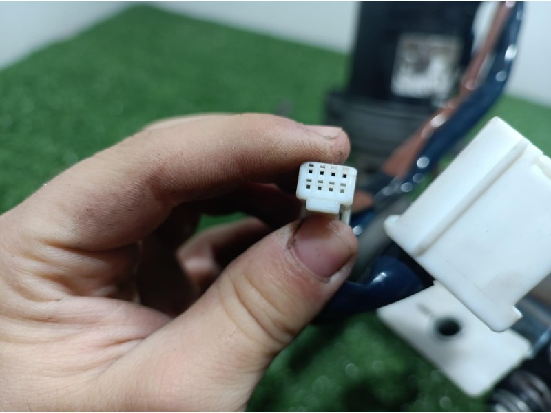 Recambio de columna direccion para toyota yaris (ksp9/scp9/nlp9) básico referencia OEM IAM 452000D090 452000D090 452000D090