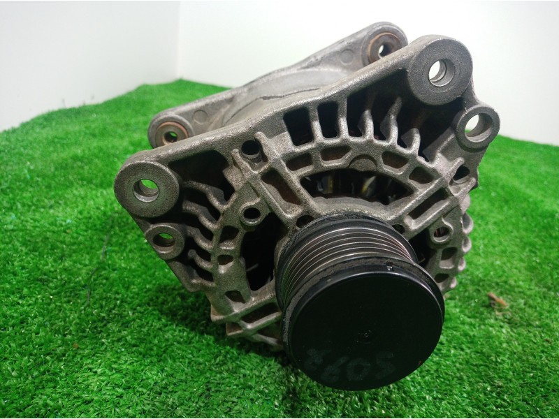 Recambio de alternador para seat ibiza (6l1) cool referencia OEM IAM 045903023 045903023 045903023