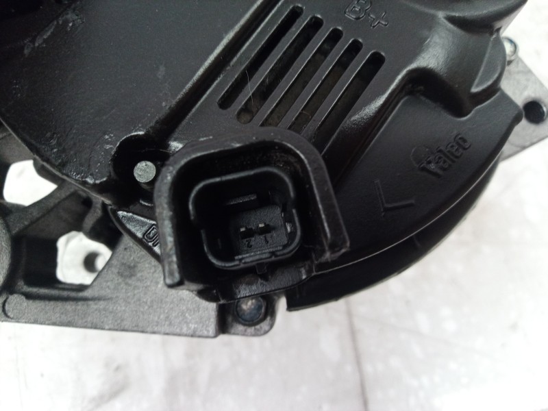 Recambio de alternador para renault megane ii berlina 3p pack authentique referencia OEM IAM TG11C0 TG11C0 TG11C0