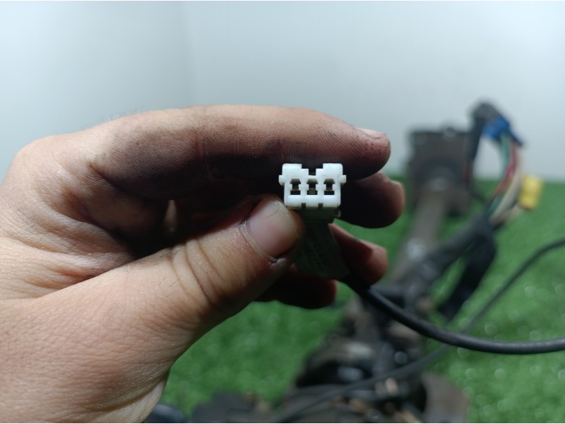 Recambio de columna direccion para kia sportage re referencia OEM IAM   