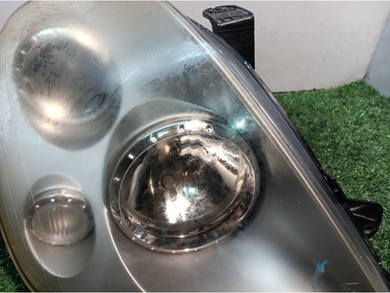 Recambio de faro derecho para ssangyong rexton 270 xdi limited referencia OEM IAM   