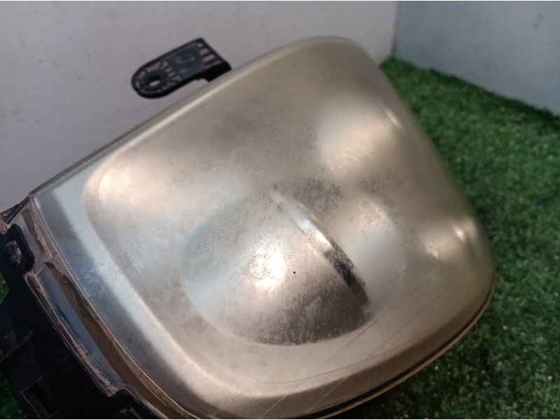 Recambio de faro derecho para ssangyong rexton 270 xdi limited referencia OEM IAM   