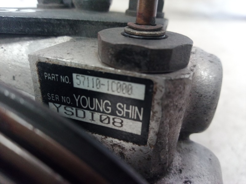 Recambio de bomba direccion para opel astra g berlina referencia OEM IAM 571101C000 571101C000 571101C000