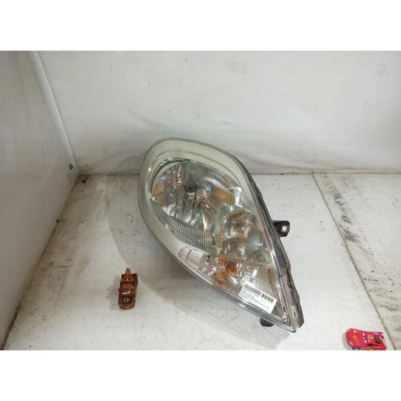 Recambio de faro derecho para renault trafic caja cerrada (ab 4.01) l1h1 caja cerrada, corto referencia OEM IAM 8200701356 82007