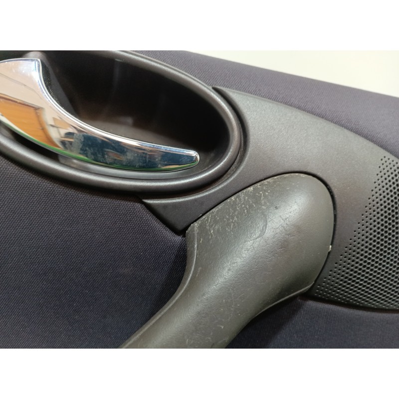 Recambio de guarnecido puerta trasera izquierda para mercedes-benz clase a (w168) 170 cdi (168.009) referencia OEM IAM A16873069