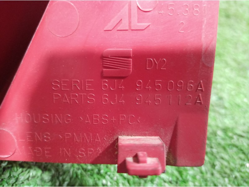 Recambio de piloto trasero derecho para seat ibiza (6j5) reference referencia OEM IAM 6J4945096A 6J4945096A 6J4945112A