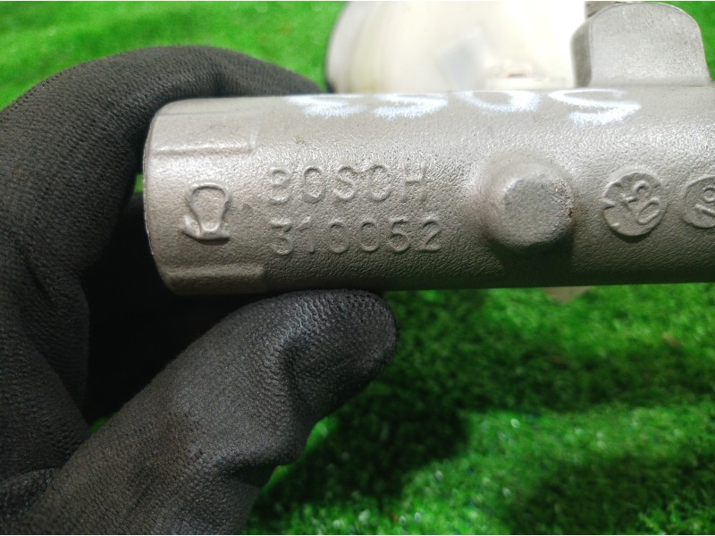 Recambio de bomba freno para volvo v40 familiar 1.9 d referencia OEM IAM 310052 310052 310052