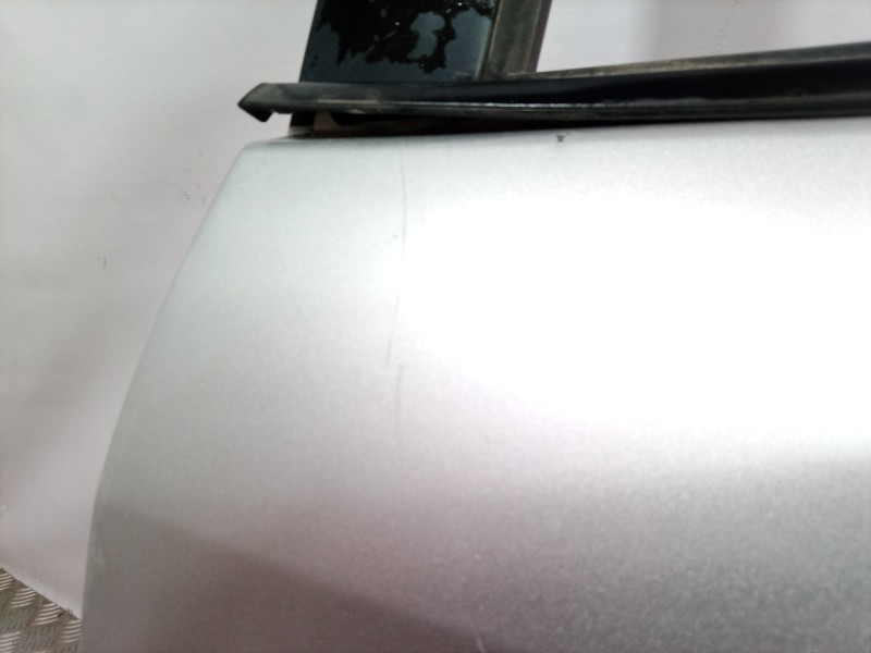 Recambio de puerta trasera izquierda para toyota corolla (e12) referencia OEM IAM   