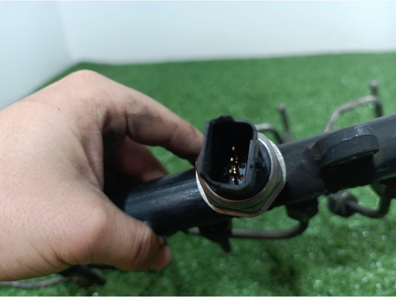 Recambio de rampa inyectora para citroën c4 grand picasso referencia OEM IAM 9681649580 9681649580 9681649580