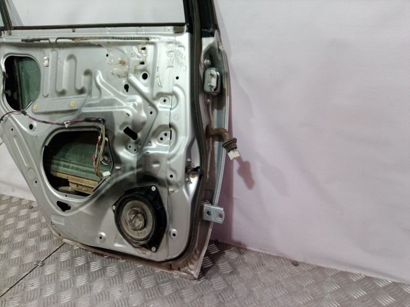 Recambio de puerta trasera izquierda para toyota corolla (e12) referencia OEM IAM   