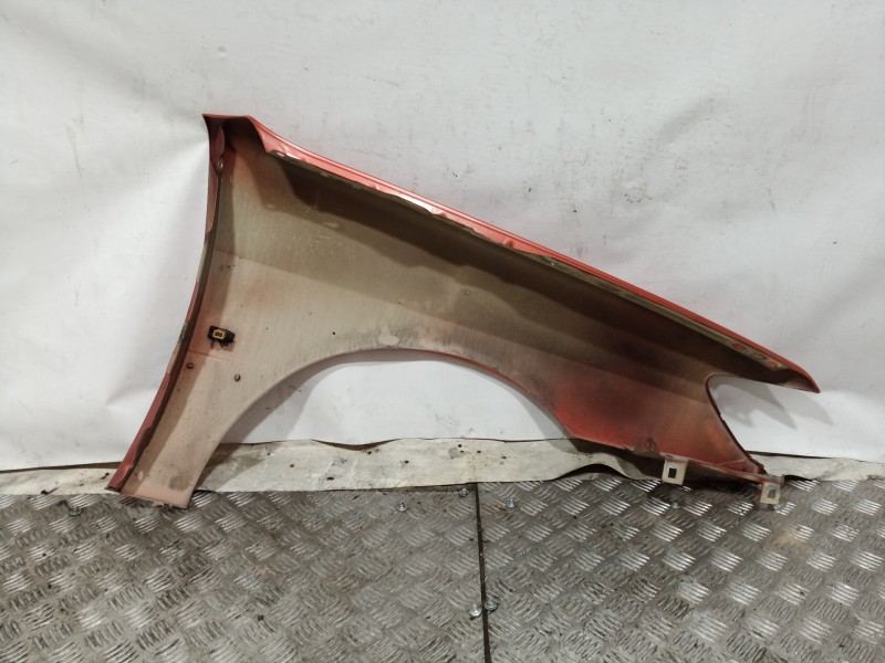 Recambio de aleta delantera izquierda para peugeot 306 cabriolet (s2) 2.0 referencia OEM IAM   