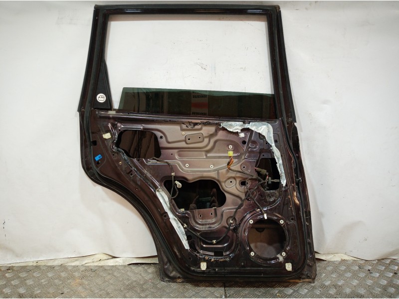 Recambio de puerta trasera izquierda para ssangyong rexton 270 xdi limited referencia OEM IAM   