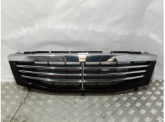 Recambio de rejilla delantera para ssangyong rexton 270 xdi limited referencia OEM IAM   