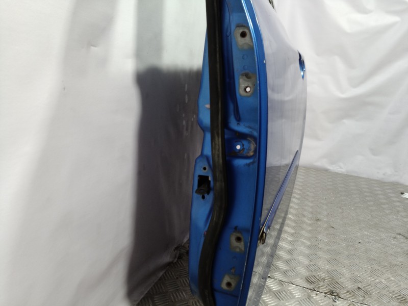 Recambio de puerta trasera izquierda para mazda 2 berlina (dy) referencia OEM IAM   