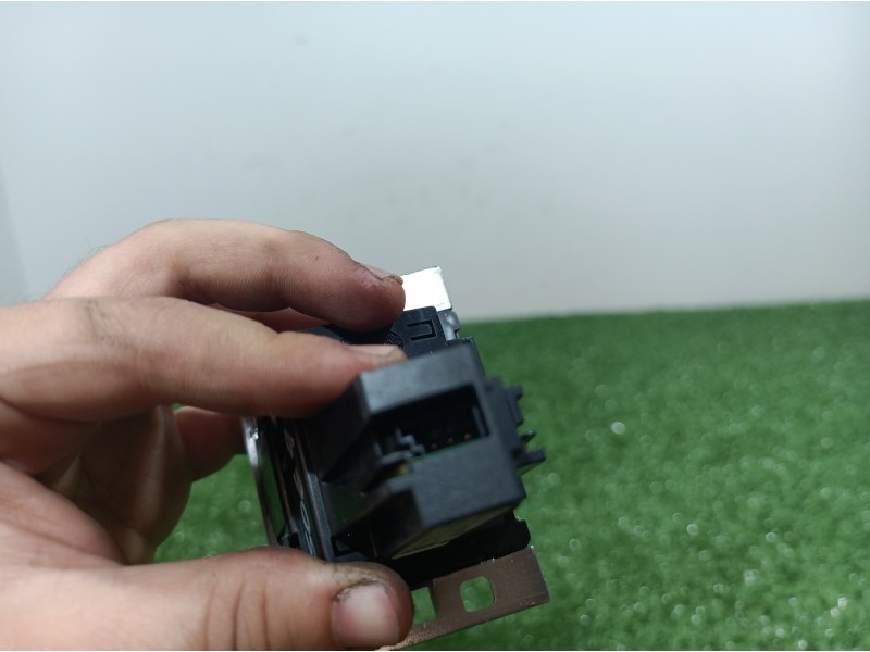 Recambio de reloj para volkswagen passat lim. (362) exclusive bluemotion referencia OEM IAM 3AA919204A 3AA919204A 3AA919204