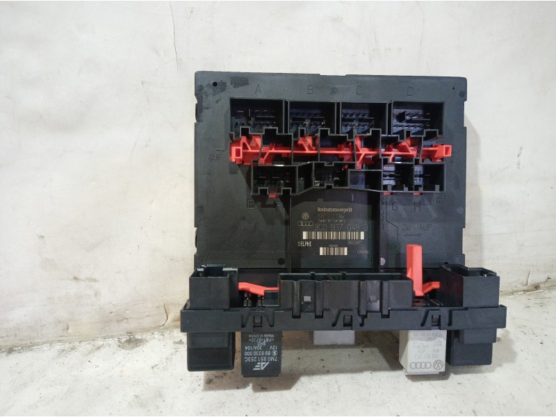 Recambio de caja reles / fusibles para volkswagen golf v berlina (1k1) conceptline (e) referencia OEM IAM 28022871 28022871 2802