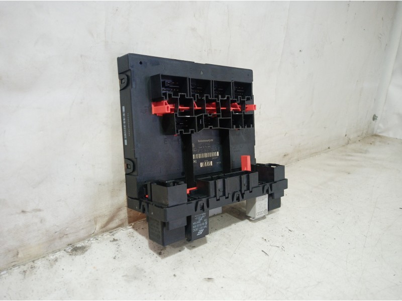 Recambio de caja reles / fusibles para volkswagen golf v berlina (1k1) conceptline (e) referencia OEM IAM 28022871 28022871 2802