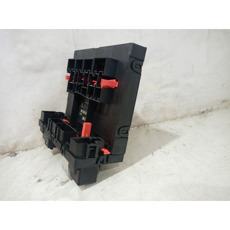 Recambio de caja reles / fusibles para volkswagen golf v berlina (1k1) conceptline (e) referencia OEM IAM 28022871 28022871 2802