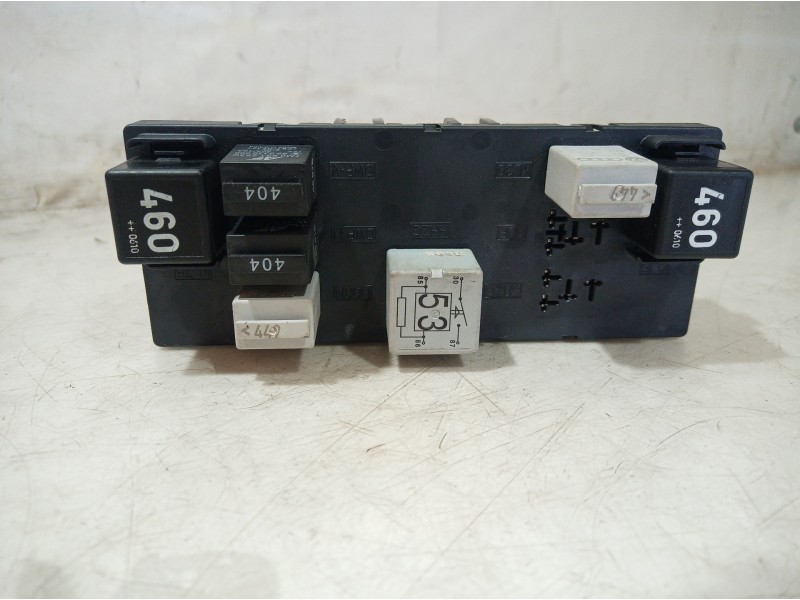 Recambio de caja reles / fusibles para volkswagen golf v berlina (1k1) conceptline (e) referencia OEM IAM 28022871 28022871 2802