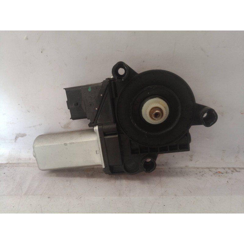 Recambio de motor elevalunas delantero izquierdo para fiat croma (194) referencia OEM IAM 71003003 71003003 106174