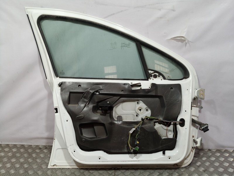 Recambio de puerta delantera izquierda para peugeot 307 berlina (s2) referencia OEM IAM   
