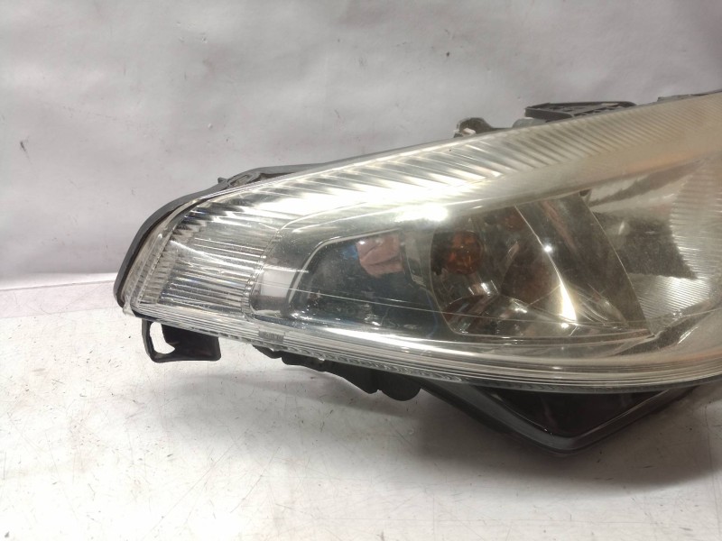 Recambio de faro derecho para renault laguna ii (bg0) referencia OEM IAM 8200002847 8200002847 8200002847