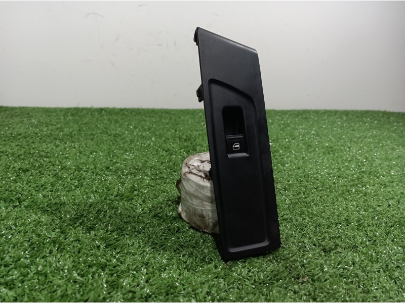 Recambio de mando elevalunas delantero derecho para volkswagen passat lim. (362) exclusive bluemotion referencia OEM IAM 3AC8578