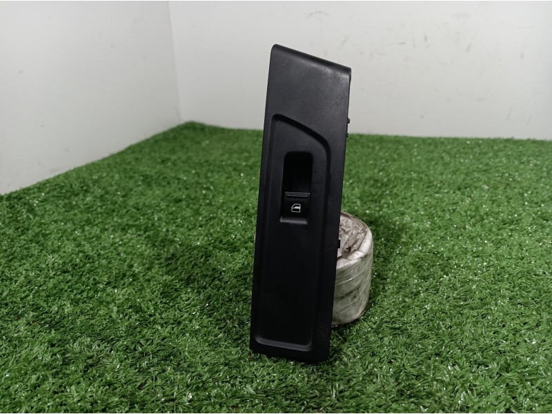 Recambio de mando elevalunas delantero derecho para volkswagen passat lim. (362) exclusive bluemotion referencia OEM IAM 3AC8578