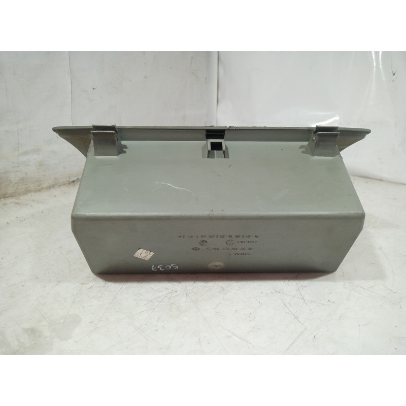 Recambio de guantera para renault mascott fg 150. 35/55/65 cabina individual referencia OEM IAM 8200189021 8200189021 8200189021