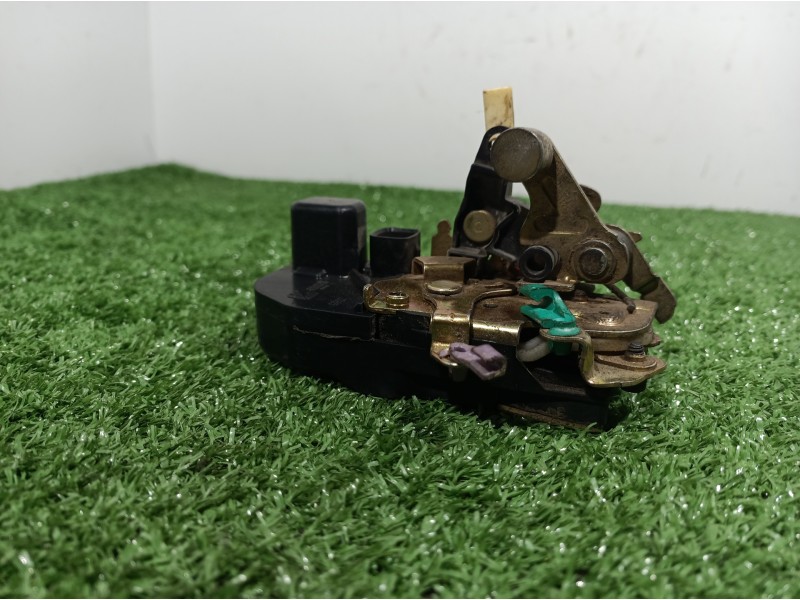 Recambio de cerradura puerta delantera derecha para chrysler pt cruiser (pt) 2.2 crd catwalk classic referencia OEM IAM   