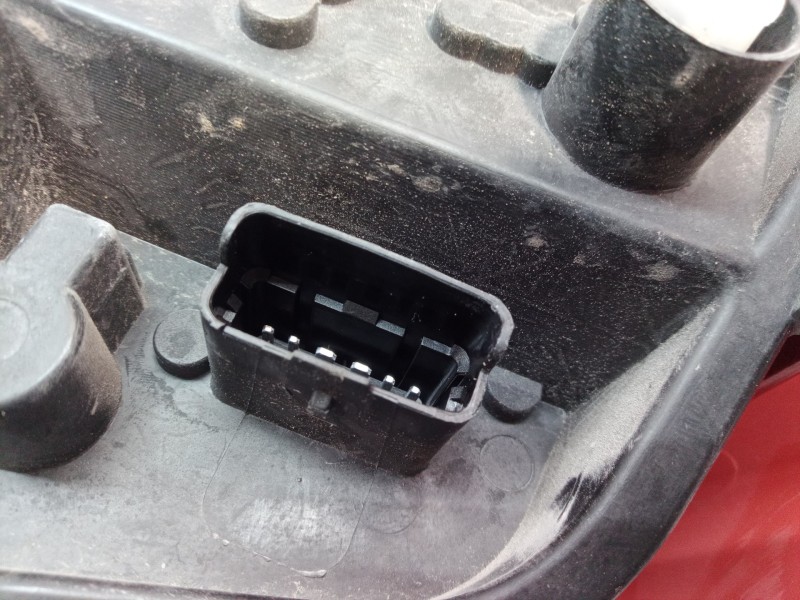 Recambio de piloto trasero izquierdo para renault clio iii 1.5 dci diesel referencia OEM IAM   