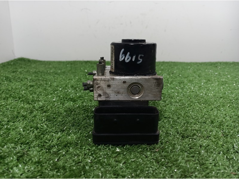 Recambio de abs para toyota yaris (ksp9/scp9/nlp9) básico referencia OEM IAM 445100D030 445100D030 00009054E0