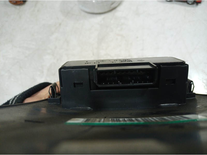 Recambio de mando elevalunas trasero derecho para jeep cherokee (kj) 2.5 crd básico referencia OEM IAM 56010091 56010091 5601009