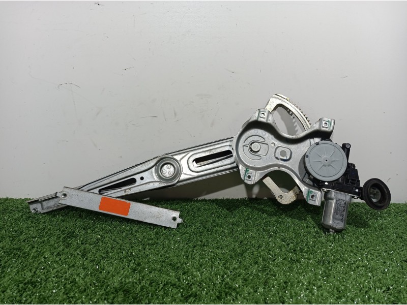 Recambio de elevalunas delantero derecho para toyota yaris (ksp9/scp9/nlp9) básico referencia OEM IAM 857100D100 857100D100 AV26