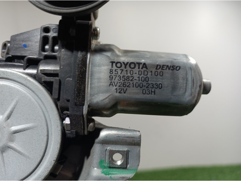 Recambio de elevalunas delantero derecho para toyota yaris (ksp9/scp9/nlp9) básico referencia OEM IAM 857100D100 857100D100 AV26