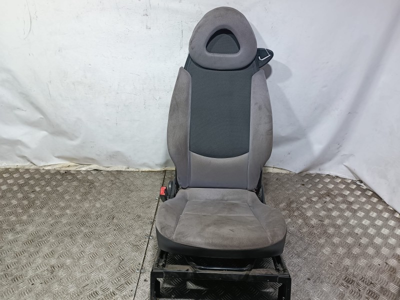 Recambio de asiento delantero izquierdo para smart coupe básico (45kw) referencia OEM IAM   