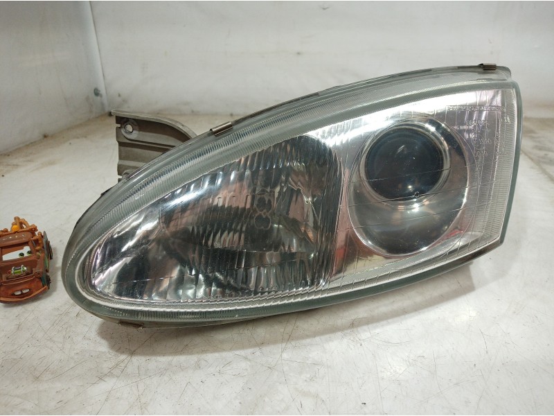 Recambio de faro izquierdo para hyundai coupe (rd) 2.0 16v cat referencia OEM IAM 1010495 1010495 1010495