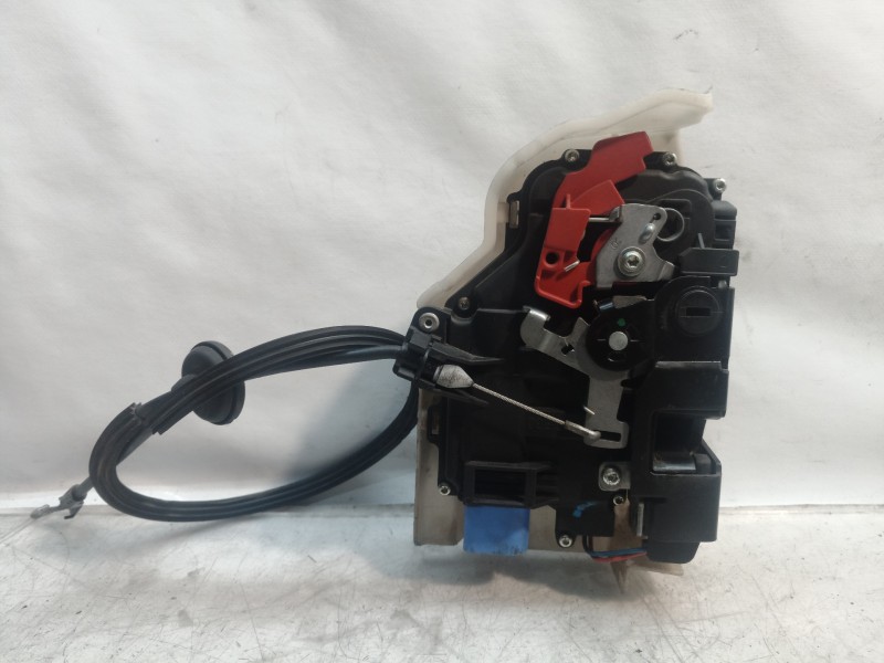 Recambio de cerradura puerta trasera derecha para volkswagen touran (1t1) conceptline referencia OEM IAM 7L0839016D 7L0839016D 7