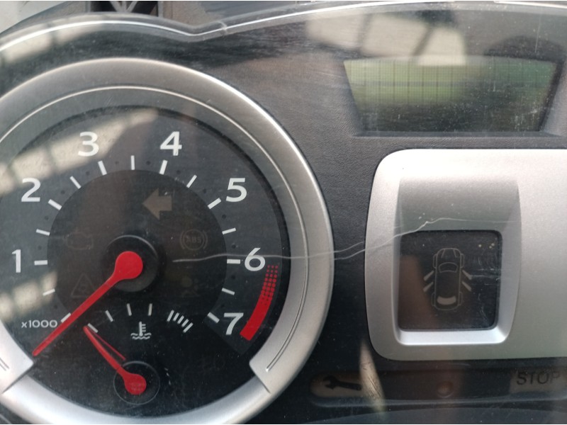Recambio de cuadro instrumentos para renault clio iii 1.2 16v referencia OEM IAM 8200715181M 8200715181M 8200715181