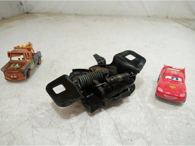 Recambio de cerradura capot para jeep cherokee (kj) 2.5 crd básico referencia OEM IAM   