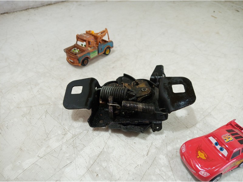 Recambio de cerradura capot para jeep cherokee (kj) 2.5 crd básico referencia OEM IAM   