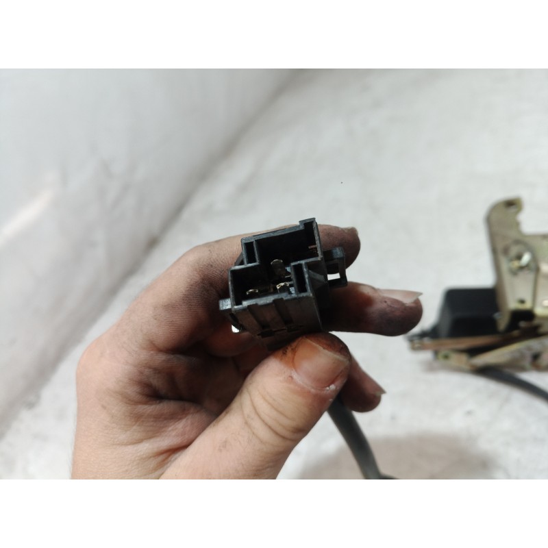 Recambio de cerradura puerta delantera izquierda para volvo serie 940 berlina/familiar 2.3 gle berlina referencia OEM IAM   