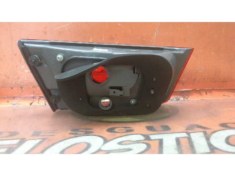 Recambio de piloto trasero maletero derecho para hyundai sonata (nf) referencia OEM IAM   