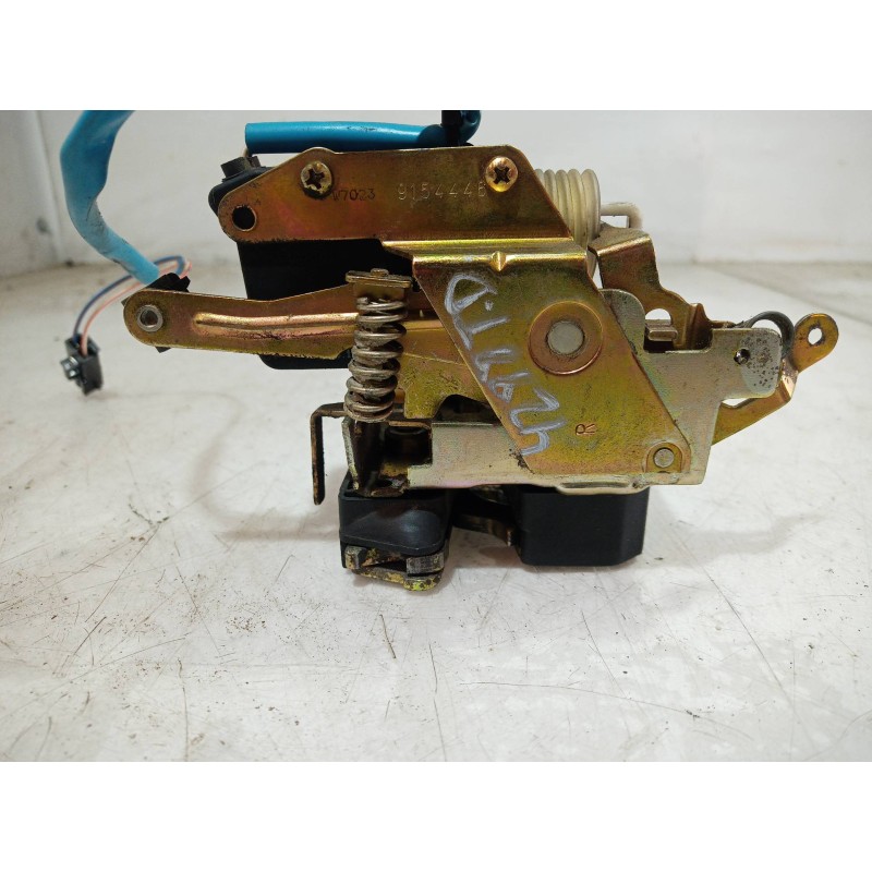 Recambio de cerradura puerta trasera derecha para volvo serie 940 berlina/familiar 2.3 gle berlina referencia OEM IAM 9127554 91