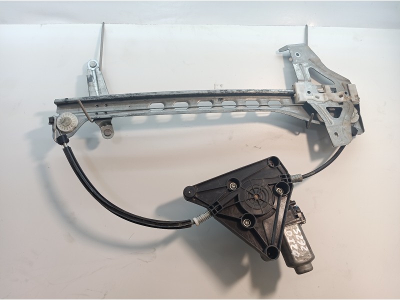 Recambio de elevalunas delantero izquierdo para peugeot 108 active referencia OEM IAM 430088K0 430088K0 430088K0