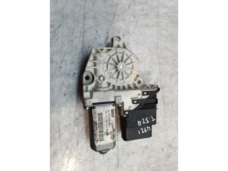 Recambio de motor elevalunas trasero izquierdo para volkswagen touran (1t1) conceptline referencia OEM IAM 119435 119435 119435