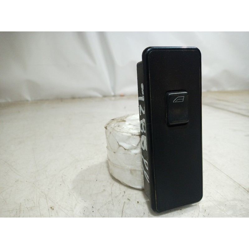 Recambio de mando elevalunas delantero derecho para volvo serie 940 berlina/familiar 2.3 gle berlina referencia OEM IAM 9148406 