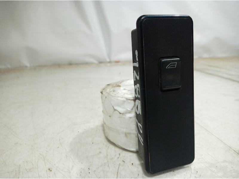 Recambio de mando elevalunas delantero derecho para volvo serie 940 berlina/familiar 2.3 gle berlina referencia OEM IAM 9148406 